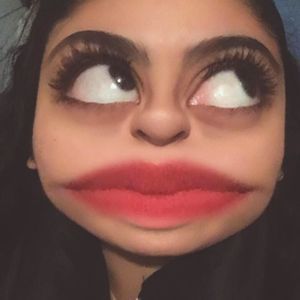 Meet your Posher, Brenda